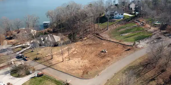 102 Driftwood Court