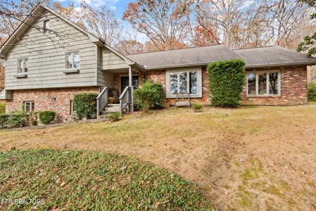 119 Amanda Place