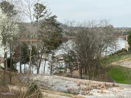 306 Southshore Drive