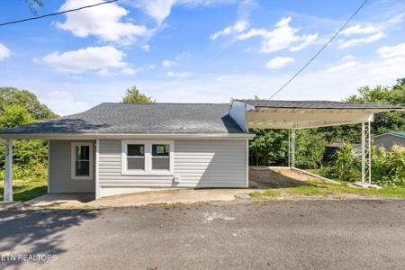 132 Presley Alley