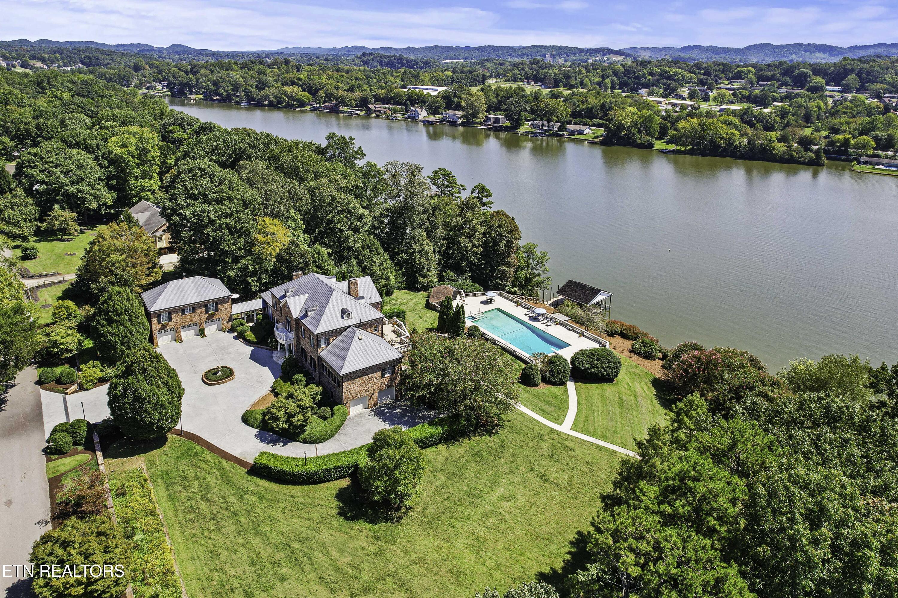 Image 2: DJI_0043A