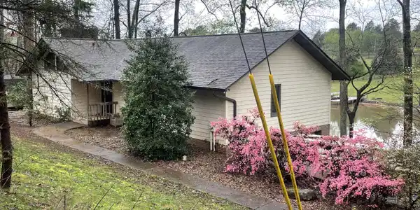 1106 N Sequoyah Drive