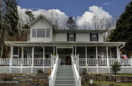 341 Clearwater Drive