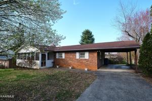 716 Lakewood Drive