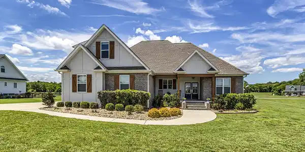1010 Fisher Rd