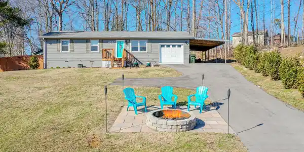 4350 Wonderland Drive