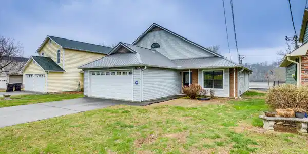 10914 Harbour Park Lane