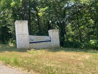 Lot 12 Water Knl