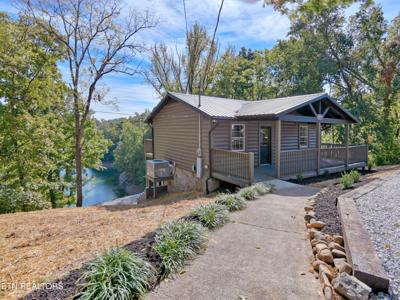 1900 Bouldercrest Drive