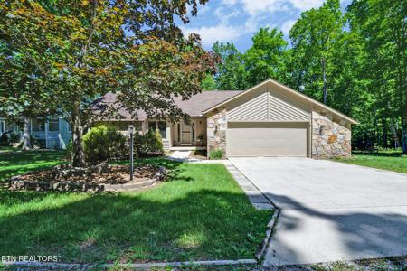 116 Rolling Green Drive