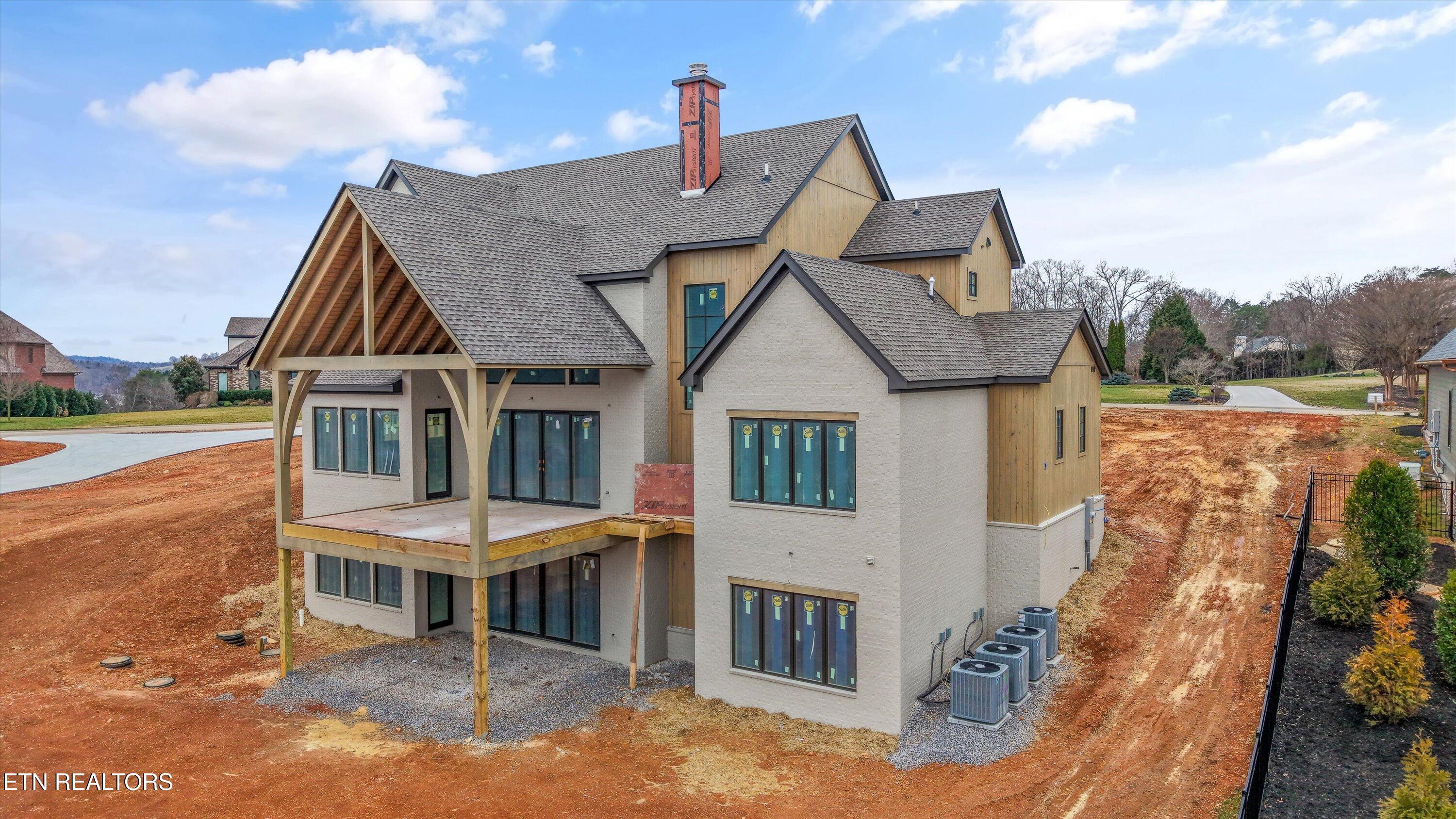 Image 4: 09-3112 Choto Highlands Way09