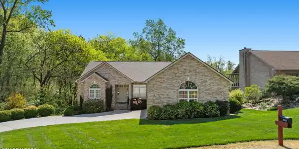 124 Daleyuhski Way