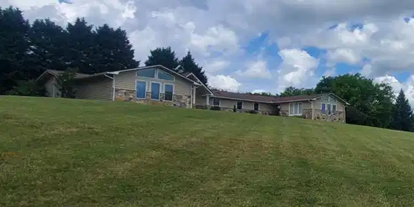 833 Virtue Rd