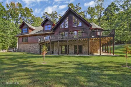 100 Eagle Ridge Rd