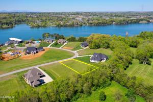 3235 Lowes Landing