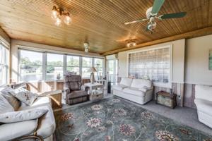 1148 Arrowhead Drive
