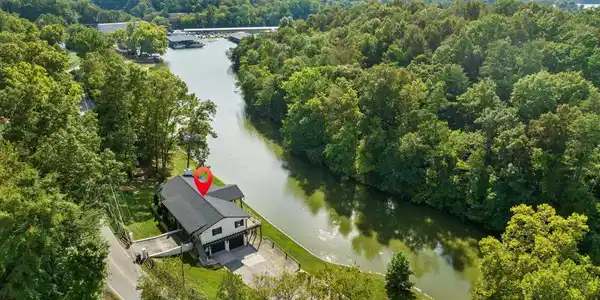 2822 Louisville Boat Dock Rd