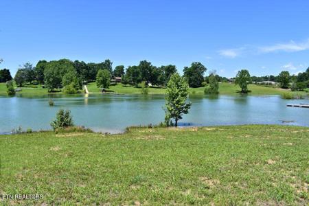 2275 Chestnut Hill Road Rd