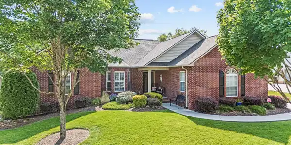 11503 Woodcliff Drive