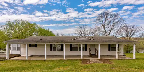 1804 Longview Drive