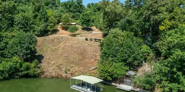 1150 Deep Cove Lane