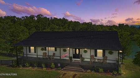 1033 Sunset View Road