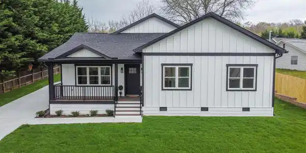 518 Loop Rd