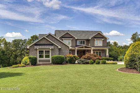220 Thunder Rd