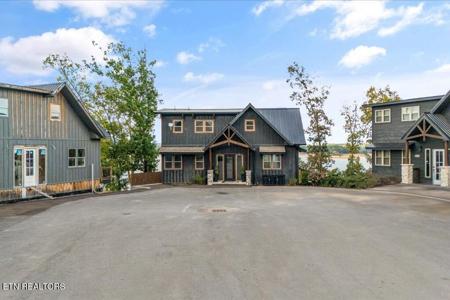 1398 Lake Haven Way