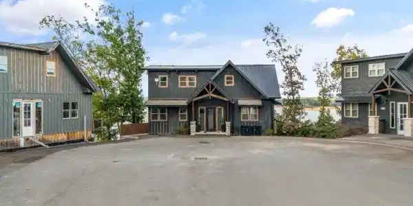 1398 Lake Haven Way