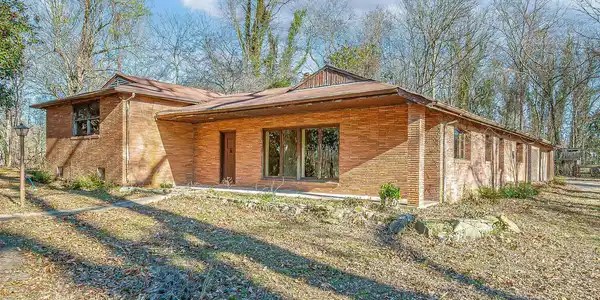 3445 Maloney Rd