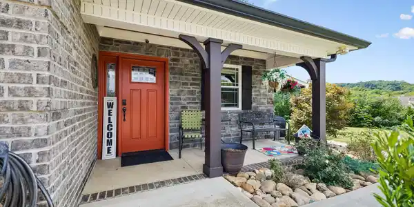 Image 2: 3-4110 Ardrock Dr - 003 - Copy