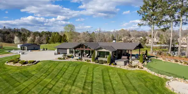 3518 Maloney Rd