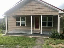 212 S High Knob Rd