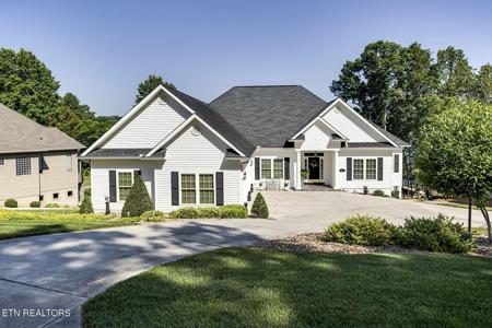 108 Mohawk Lane
