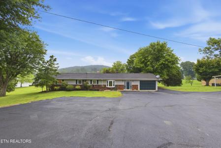 102 Coffey Circle