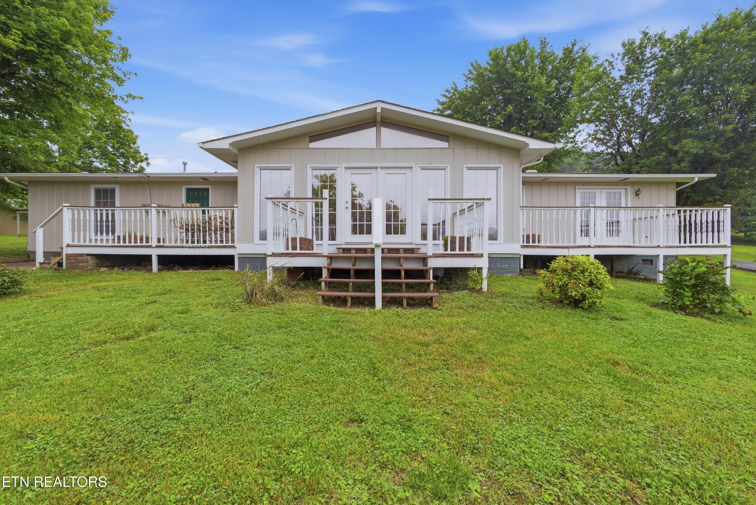 Image 3: 476W1836