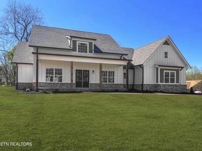 2028 Cherokee Drive