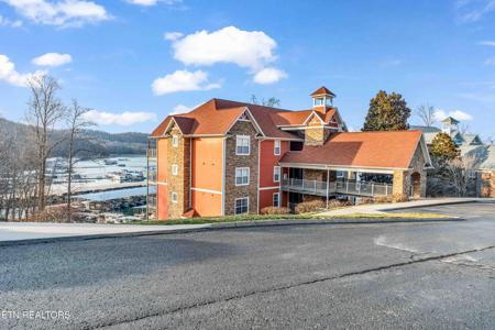 121 Pinnacle Point