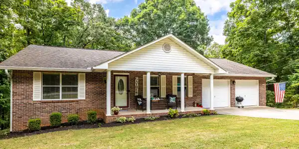 857 Phelps Rd