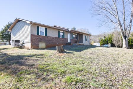 1411 Windsor Drive
