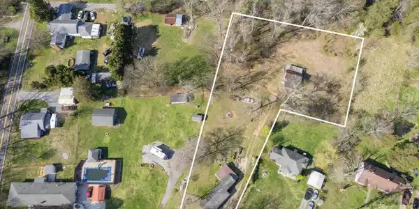 111 Shawnee Lane