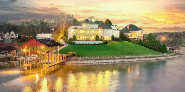 101 Lake Crest Drive