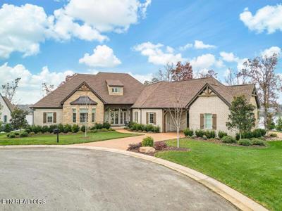 1212 Shadow Hill Drive