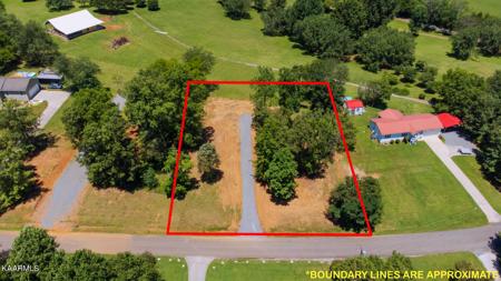 150 Lakehaven Circle