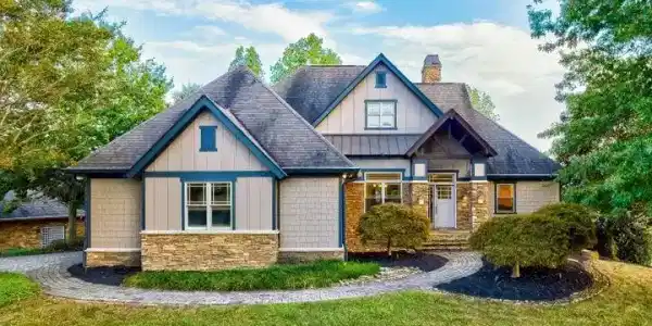 494 Chestnut Lane