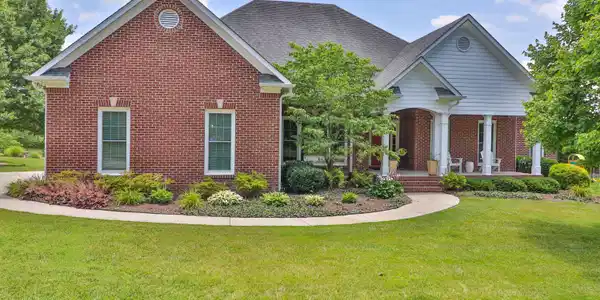 701 Lake Vista Lane
