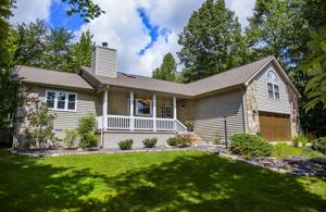 22 Laurelton Court