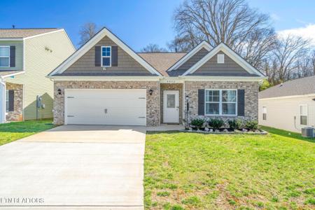 4952 Willow Bluff Circle