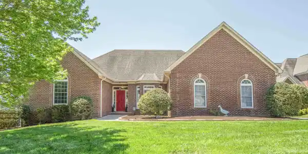 10209 Meadow Ridges Lane